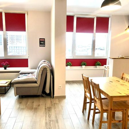 Osapart Cozy Apartment In A Complex Semycvit Lviv Bagian luar foto