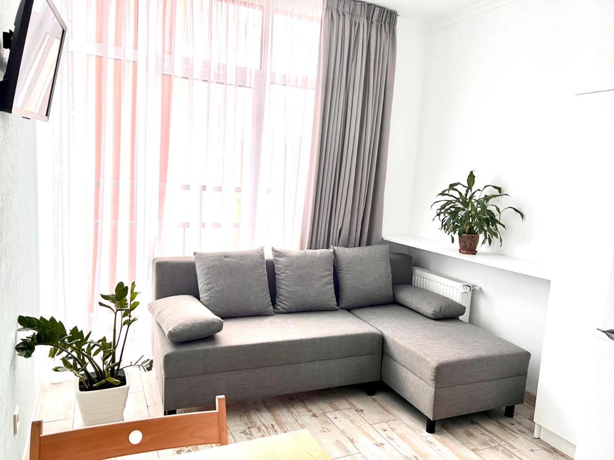 Osapart Cozy Apartment In A Complex Semycvit Lviv Bagian luar foto