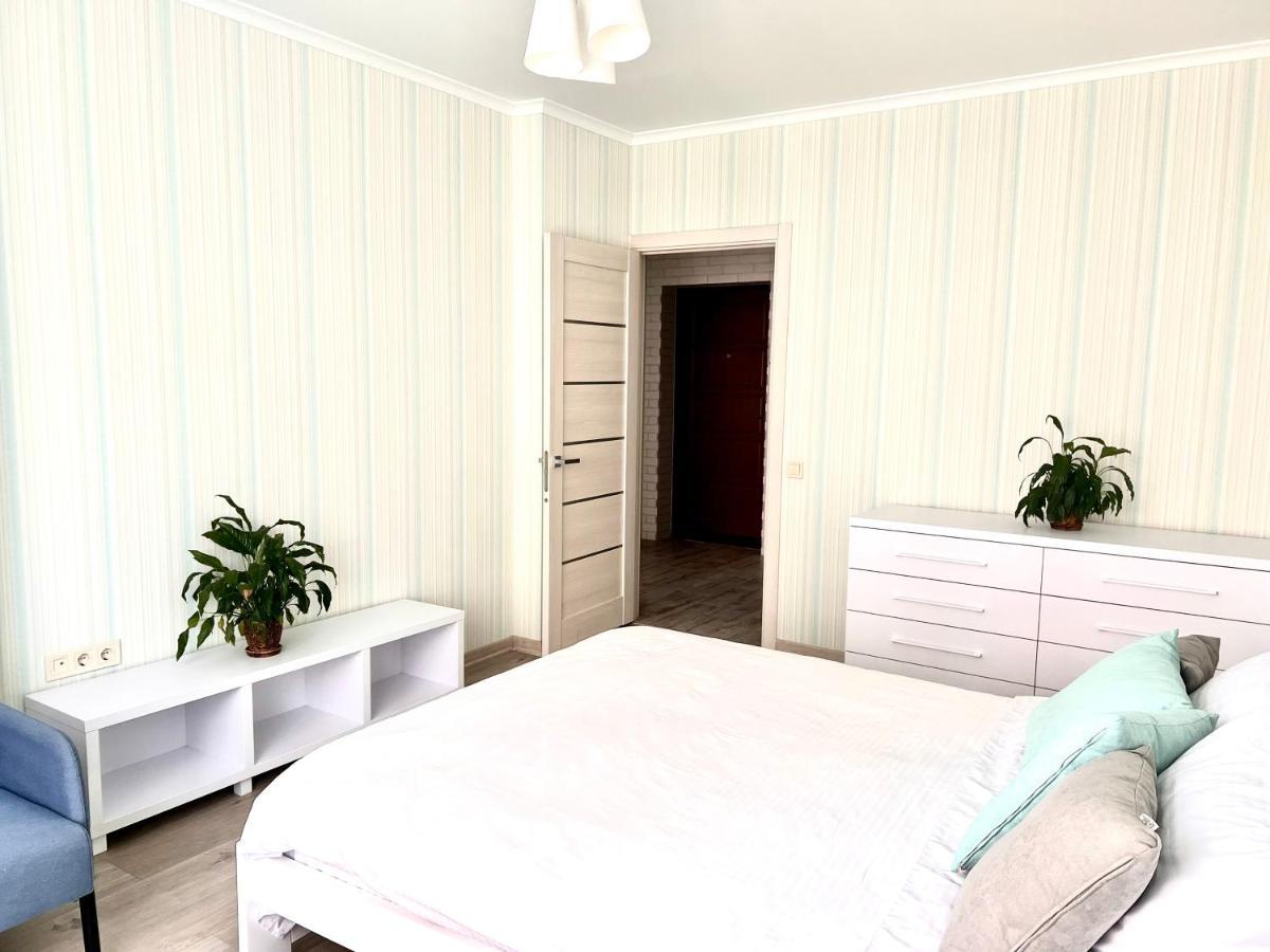 Osapart Cozy Apartment In A Complex Semycvit Lviv Bagian luar foto
