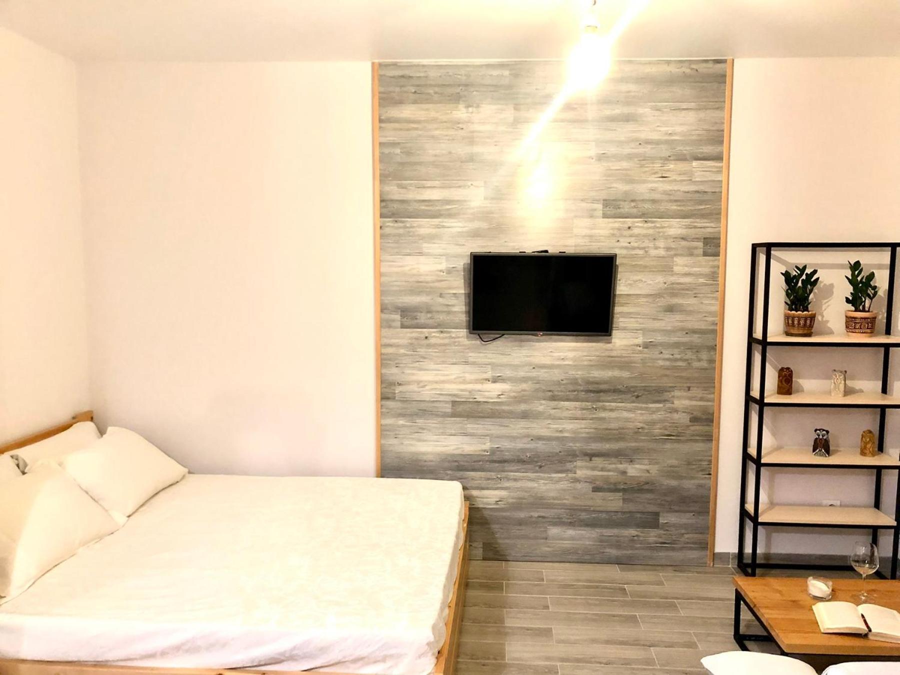 Osapart Cozy Apartment In A Complex Semycvit Lviv Bagian luar foto